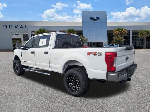 Oxford White 2018 Ford F-250 XLT
