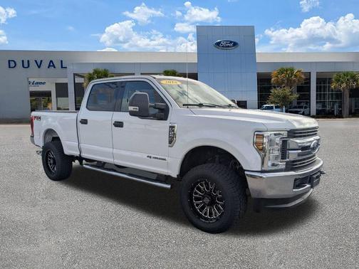 Oxford White 2018 Ford F-250 XLT