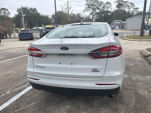 2020 Ford Fusion SEL
