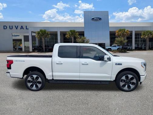 2025 Ford F-150 Lightning Platinum
