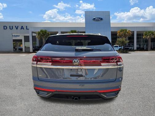 Pure Gray 2026 Volkswagen Atlas Cross Sport 2.0T SE w/Technology