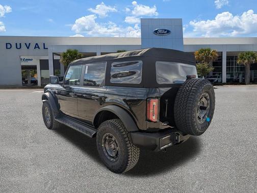 Shadow Black 2025 Ford Bronco Outer Banks