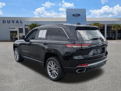 2023 Jeep Grand Cherokee Summit