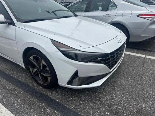Quartz White 2021 Hyundai ELANTRA Limited