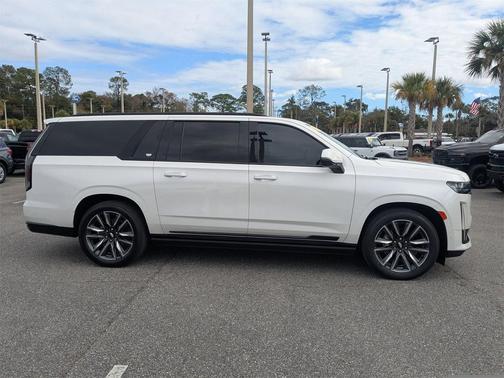 2023 Cadillac Escalade ESV Sport