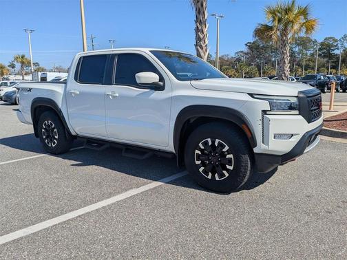 2024 Nissan Frontier PRO-X