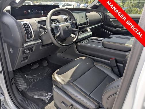 2025 Ford Expedition Tremor