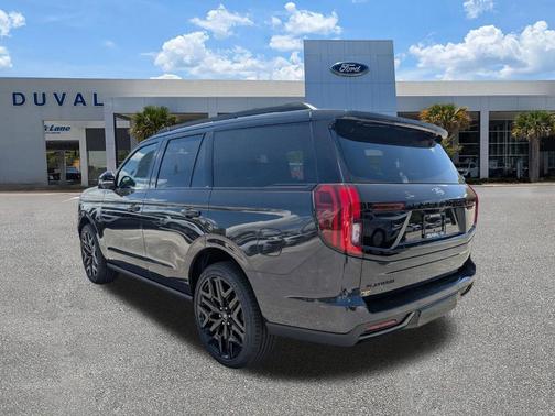 Dark Matter Gray Metallic 2026 Ford Expedition Platinum