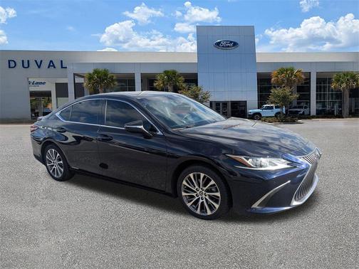 2021 Lexus ES 300h Base