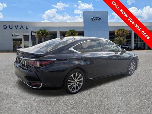 2021 Lexus ES 300h Base