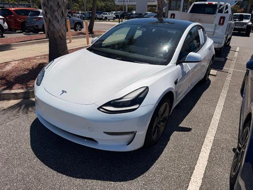 White 2023 Tesla Model 3 Base