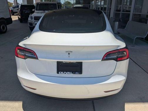 White 2023 Tesla Model 3 Base