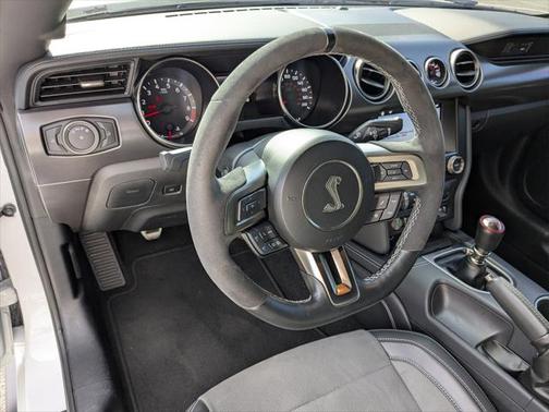 2019 Ford Shelby GT350 Base