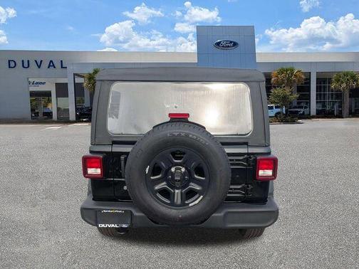 Black Clearcoat 2022 Jeep Wrangler Unlimited Sport