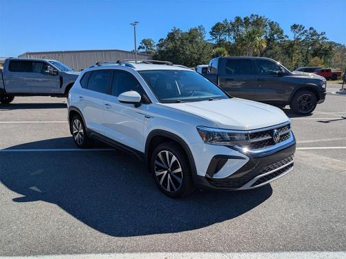 2023 Volkswagen Taos 1.5T SE