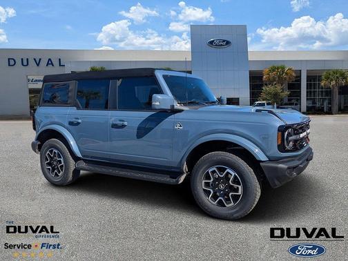 2025 Ford Bronco Outer Banks