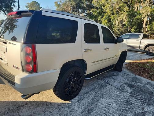 2013 GMC Yukon Denali
