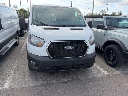 Oxford White 2025 Ford Transit-250 Base