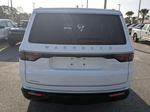 Bright White Clearcoat 2023 Jeep Wagoneer Base
