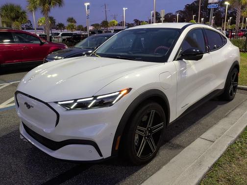 2024 Ford Mustang Mach-E Select