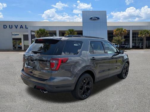 2018 Ford Explorer Sport