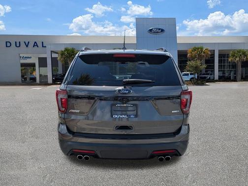 2018 Ford Explorer Sport