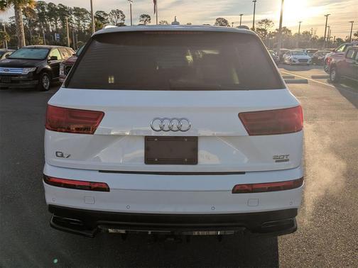 2018 Audi Q7 3.0T Premium Plus