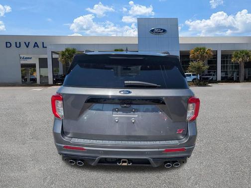 Gray Metallic 2021 Ford Explorer ST
