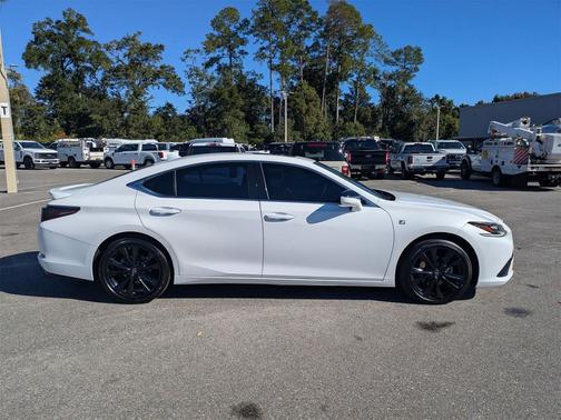 2022 Lexus ES 350 F Sport