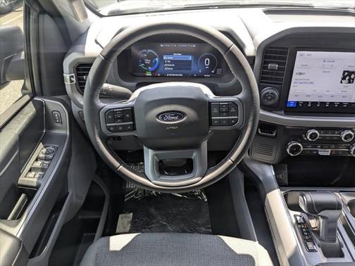 2025 Ford F-150 Lightning XLT