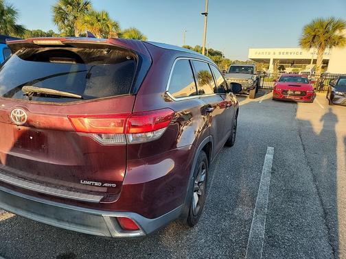 2018 Toyota Highlander Limited Platinum
