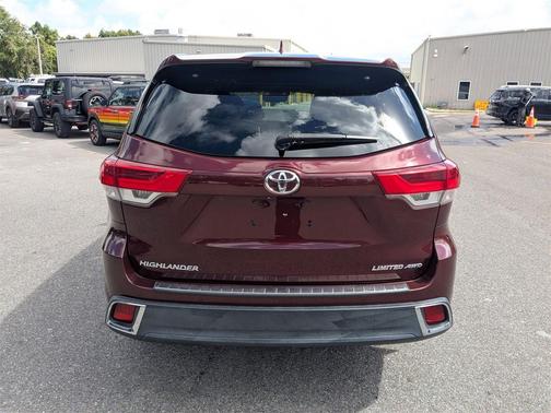 2018 Toyota Highlander Limited Platinum