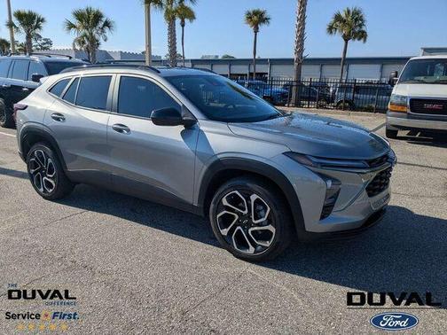Sterling Gray Metallic 2025 Chevrolet Trax 2RS