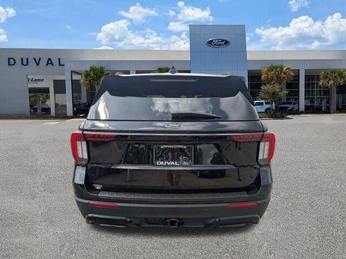 Agate Black Metallic 2026 Ford Explorer ST-Line