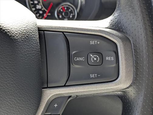2024 RAM 2500 Tradesman Crew Cab 4x4 6'4' Box