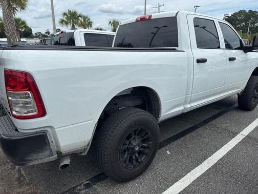 2024 RAM 2500 Tradesman Crew Cab 4x4 6'4' Box