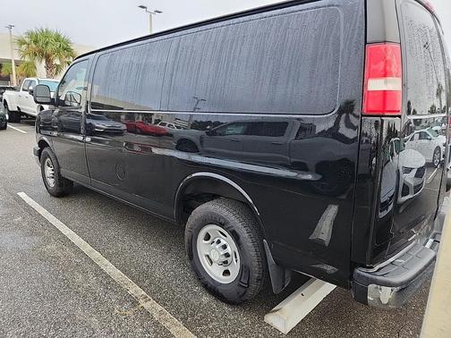 2017 Chevrolet Express 2500 Work Van