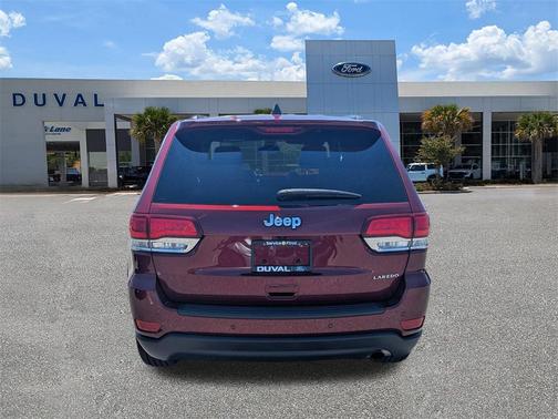 2022 Jeep Grand Cherokee Laredo