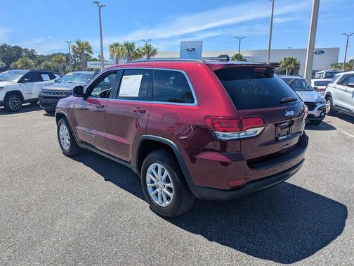 2022 Jeep Grand Cherokee Laredo