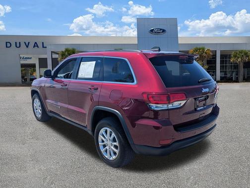 2022 Jeep Grand Cherokee Laredo