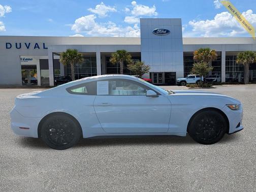 2015 Ford Mustang V6