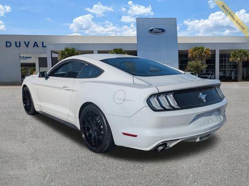 2015 Ford Mustang V6