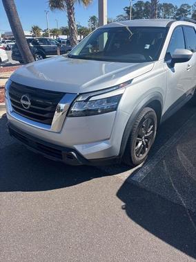 2022 Nissan Pathfinder SV 2WD