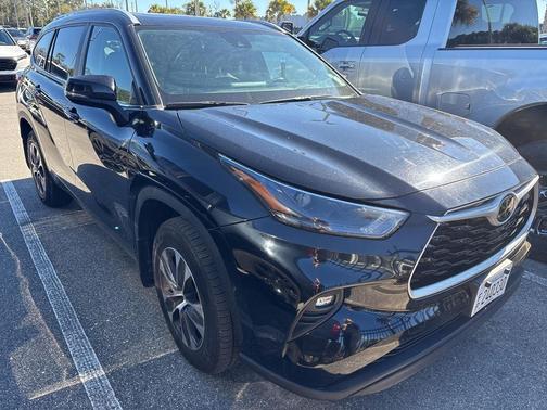 2024 Toyota Highlander XLE