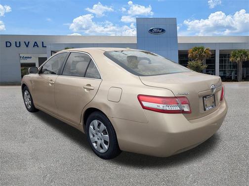 2010 Toyota Camry LE