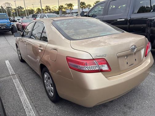 2010 Toyota Camry LE
