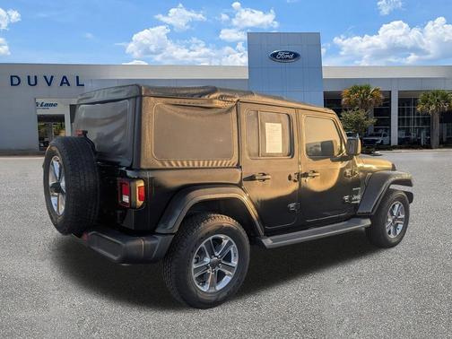 2020 Jeep Wrangler Unlimited Sahara