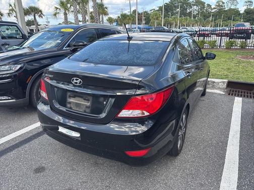 2017 Hyundai Accent Value Edition
