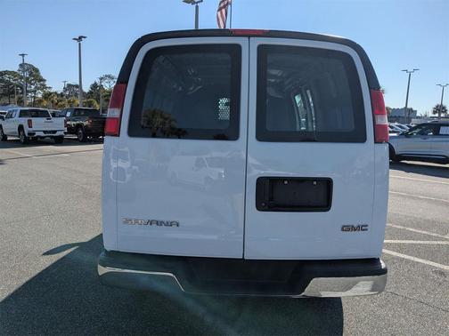 2023 GMC Savana 2500 Work Van