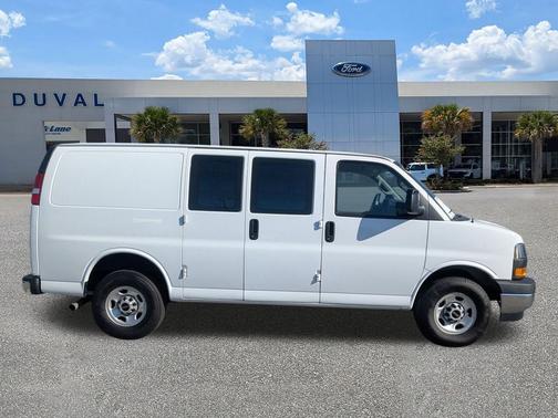 2023 GMC Savana 2500 Work Van